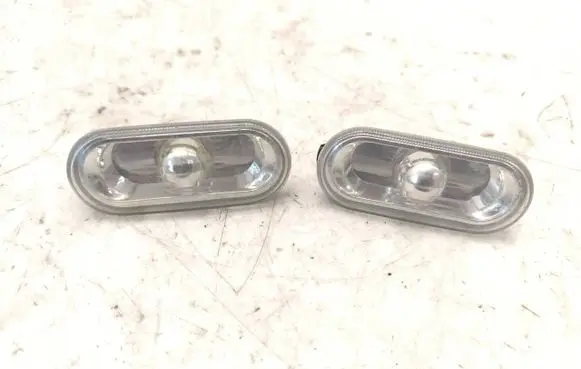 Volkswagen Lupo Front fender indicator light 1J0949117