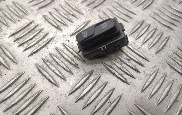 Volvo S80 Central locking switch button 31343099