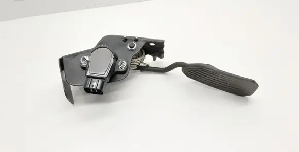 Toyota Avensis T250 Accelerator throttle pedal
