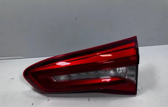 Ford Focus Tailgate rear/tail lights JX7B13A602HD 02092021