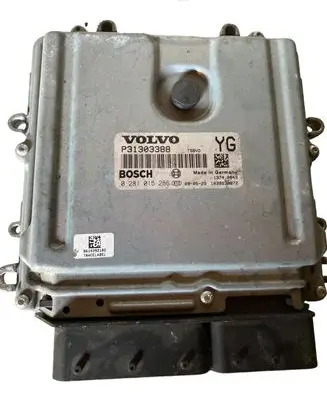 Volvo XC60 Engine control unit/module P31303388 0281015286