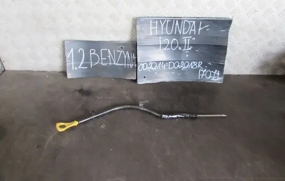 Hyundai i30 Oil level dip stick 