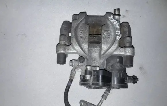 Subaru Forester SK Rear brake caliper 26620SJ000