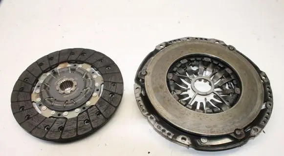 Toyota Corolla Verso E121 Clutch set kit