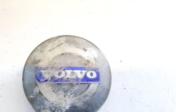 Volvo XC70 Original wheel cap 30666913 30748052