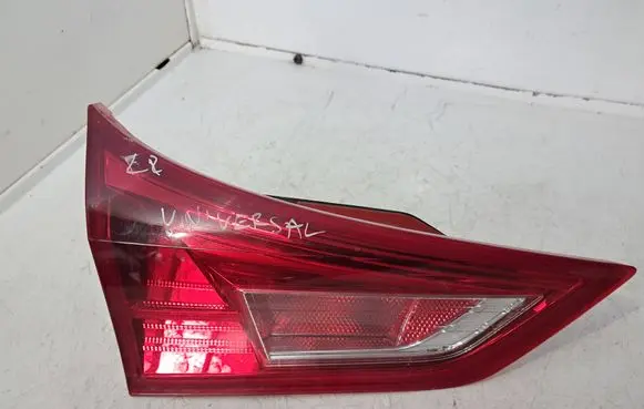 Toyota Auris E180 Tailgate rear/tail lights 276022 02268 05180238