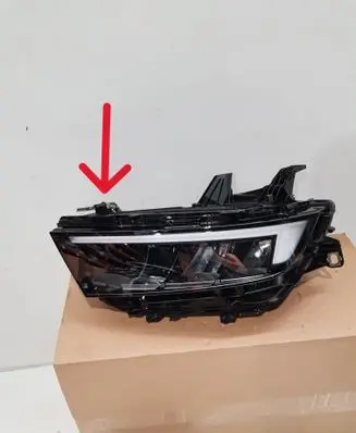 Opel Astra L Headlight/headlamp 9858777280