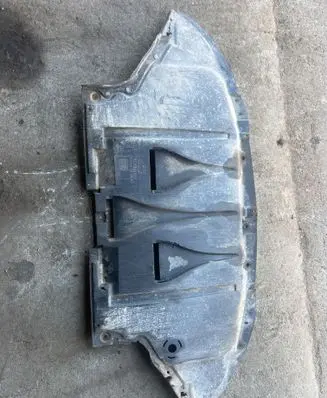 Audi A4 S4 B6 8E 8H Engine splash shield/under tray 8E0863823 547570
