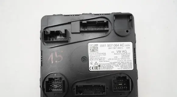 Audi A4 S4 B9 Comfort/convenience module 8W1907064AC