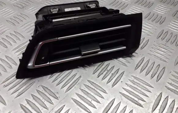 Peugeot 308 Dashboard air vent grill cover trim 96778766