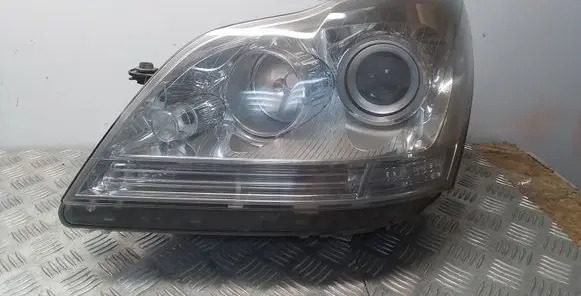 Mercedes-Benz ML W164 Headlight/headlamp 263347