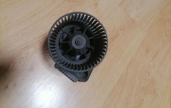 Renault Master II Heater fan/blower 133974W