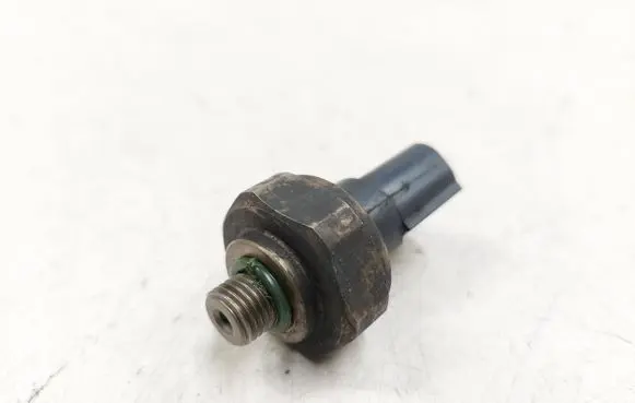 BMW 3 E46 Air conditioning (A/C) pressure sensor 64538370623