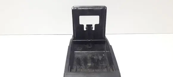 Volkswagen Polo III 6N 6N2 6NF Car ashtray 6K0857952A