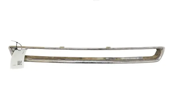 Volvo XC90 Front bumper lower grill 30678000