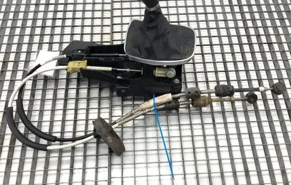 Opel Insignia A Gear shift rod 13261545