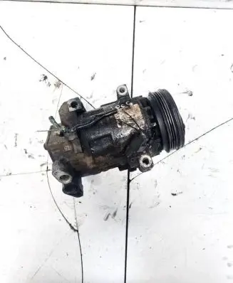 Dacia Sandero Air conditioning (A/C) compressor (pump) 926006775