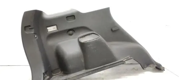 Trunk/boot lower side trim panel