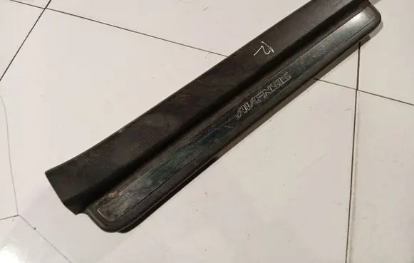 Toyota Avensis T250 Front sill trim cover 6791405040 67914-05040
