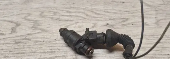 Audi A6 S6 C5 4B Fuel injector 078133551ac