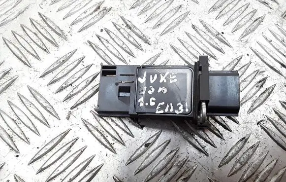 Nissan Juke I F15 Mass air flow meter 226807S000