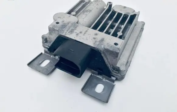 Volkswagen Touareg II Fuel injection pump control unit/module 7P0906093