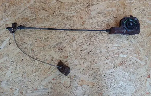 Citroen C4 I Picasso Spare wheel mounting bracket