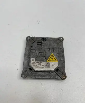 Audi TT TTS Mk2 Xenon control unit/module 1307329193 8J0907391 10EEG071245