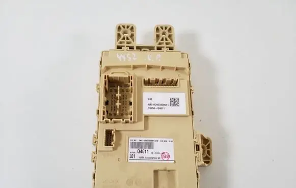KIA Niro Fuse module 91950Q4011