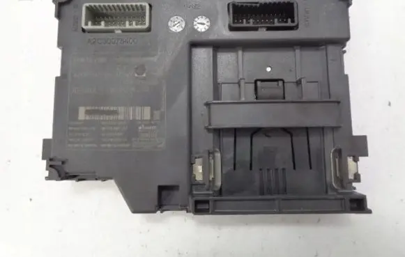 Renault Clio IV Ignition key card reader 285901547R