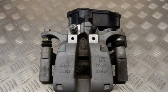 Tesla Model 3 Rear brake caliper 104462600B