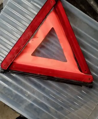 BMW 1 E81 E87 Emergency warning sign 6770096