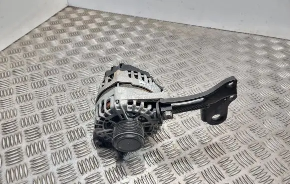 Hyundai i20 (GB IB) Generator/alternator 3730003365 2713331 135V130A