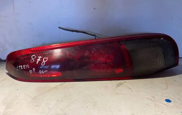Nissan X-Trail T30 Rear/tail lights