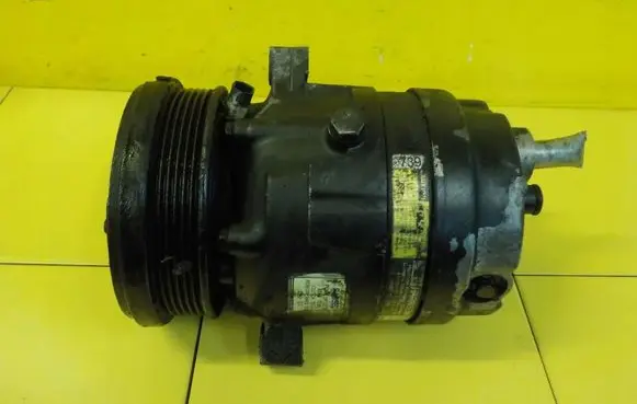 Opel Senator B Air conditioning (A/C) compressor (pump) 1131739