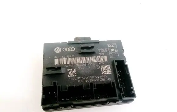Audi A1 Door control unit/module 8X0959793D P10024785