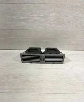 Dash center air vent grill