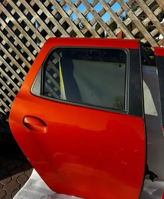 Dacia Duster II Rear door