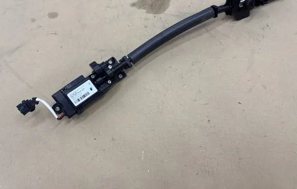 Audi A8 S8 D4 4H Seat belt adjustment motor 4H0857833 A1192138