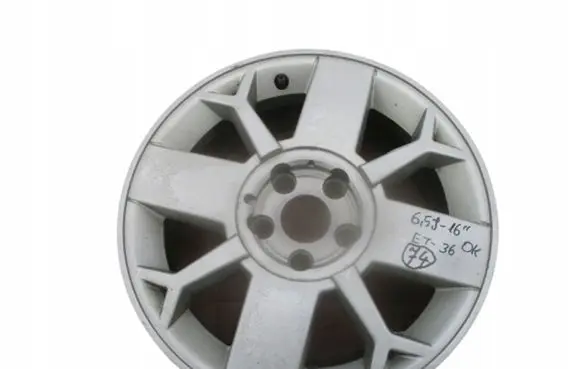 R16 alloy rim
