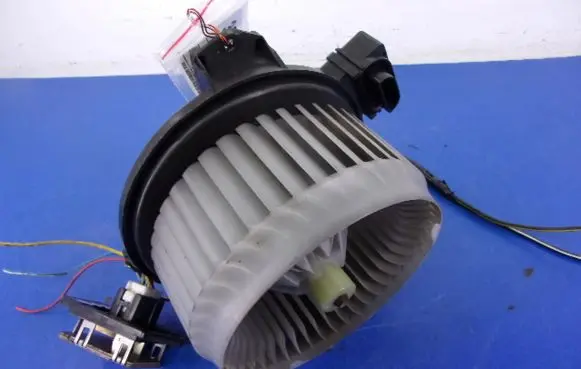 Fiat Sedici Heater fan/blower