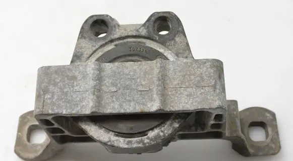 Ford Focus Engine mount bracket 8M516F012CG
