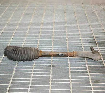Volkswagen Golf VI Steering tie rod 