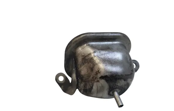 Mazda 6 Vacuum air tank 