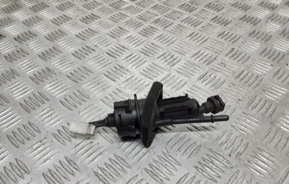 Mazda 3 I Clutch slave cylinder 3M51-7A543-AE