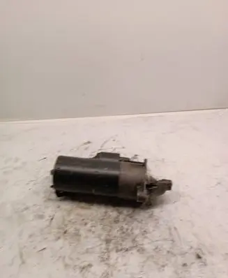 Volkswagen PASSAT B5 Starter motor 1005821478