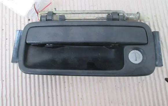 Chrysler Grand Voyager II Front door exterior handle