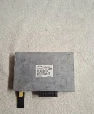 Seat Toledo III (5P) Bluetooth control unit module 5P0862335A 6PE7008LFS3