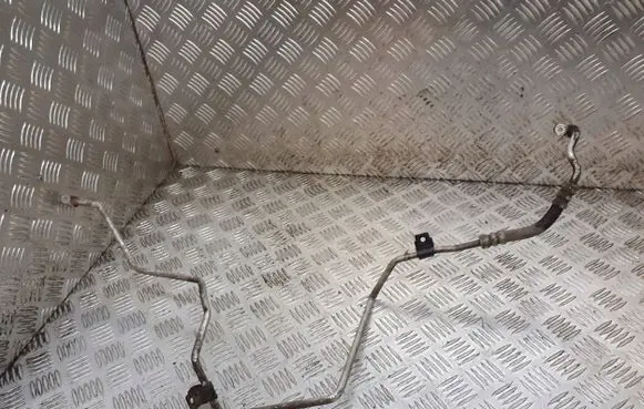 KIA Carens I Air conditioning (A/C) pipe/hose BRAK