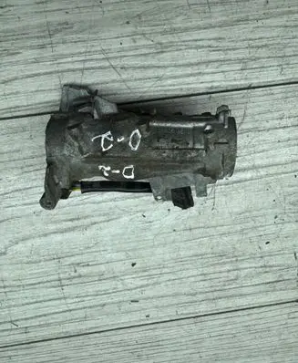 Volkswagen Touran I Ignition lock 1K0905851B